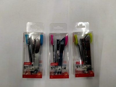 8818#แม็กซ์กล่องใส  WEIBO บรรจุ12ชิ้น/แพ็ค ราคา25บาท/ชิ้น