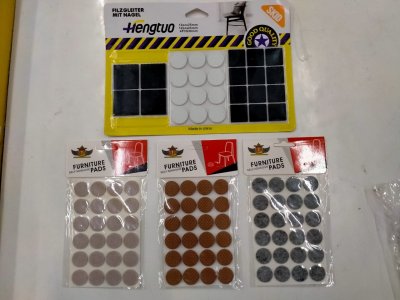 สติ๊กเกอร์กันลื่น คละแบบ  บรรจุ 12ชิ้น/แพ็ค ราคา15บาท/ชิ้น