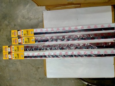 ยางกั้นขอบประตู 80cm สีขาว