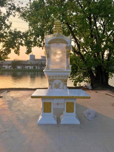 บริษัท สุรากระทิงแดง จำกัด 