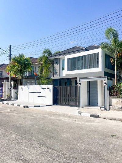 หมู่บ้านเจ้าฟ้าการ์เด้นโฮมพรีเมียร์เกาะแก้ว 35/526