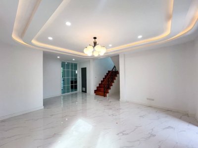 หมู่บ้านเจ้าฟ้าการ์เด้นโฮมพรีเมียร์เกาะแก้ว 35/526
