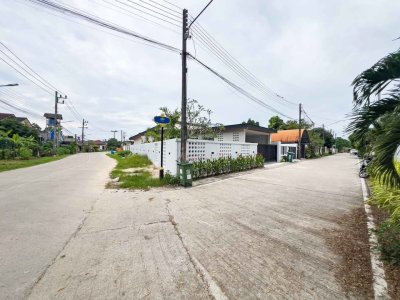 เชิงทะเล พูลวิลล่า Choeng Thale Pool Villa 174 Sqm