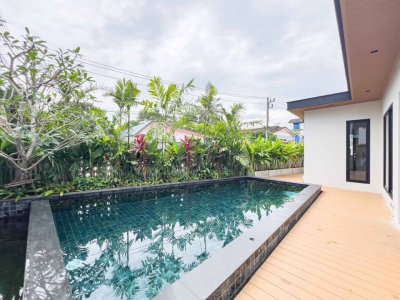 เชิงทะเล พูลวิลล่า Choeng Thale Pool Villa 174 Sqm