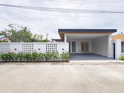เชิงทะเล พูลวิลล่า Choeng Thale Pool Villa 174 Sqm