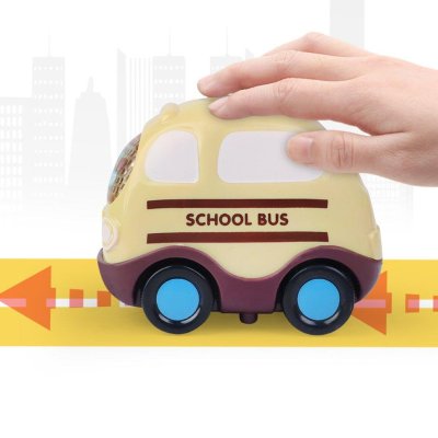 7 Pcs Maianan anak mobil-mobilan inersia model lucu kado hadiah ulang tahun.