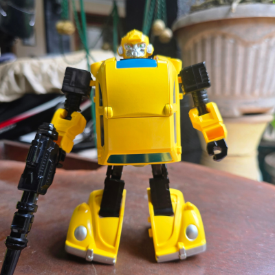 Mainan Mobil Robot Deformation 2in1 Mobil Bumblebee Deformation Autobot