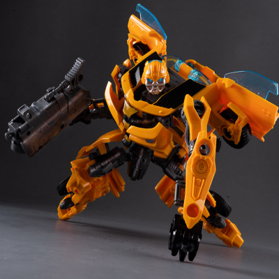 Mainan Robot Berubah Bentuk Model Bumblebee