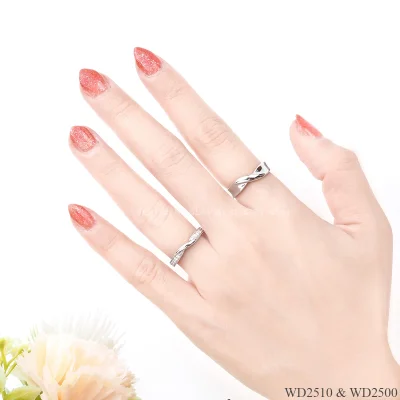 รูปมือ แหวนเพชรคู่ WD2510 & WD2500 รูปมือ แหวนเพชรคู่ WD2510 & WD2500