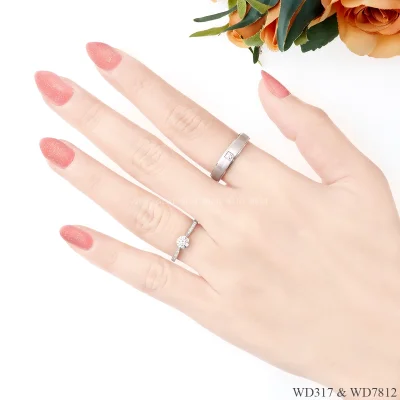 รูปมือ แหวนเพชรคู่ WD317 & WD7812 รูปมือ แหวนเพชรคู่ WD317 & WD7812