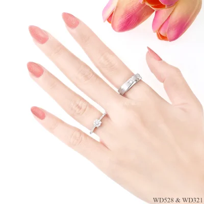 รูปมือ แหวนเพชรคู่ WD528 & WD321 รูปมือ แหวนเพชรคู่ WD528 & WD321