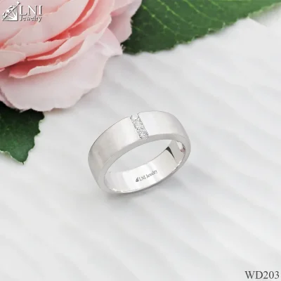 WD203 แหวนเพชร