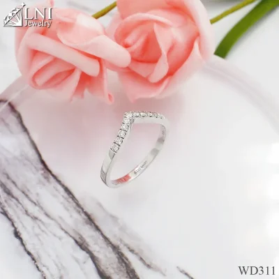 WD311 แหวนเพชรทรงมงกุฏ WD311 แหวนเพชรทรงมงกุฏ