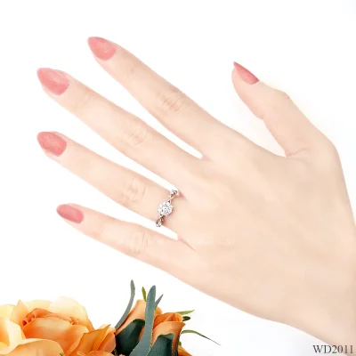 รูปมือ WD2011 แหวนเพชรล้อม รูปมือ WD2011 แหวนเพชรล้อม