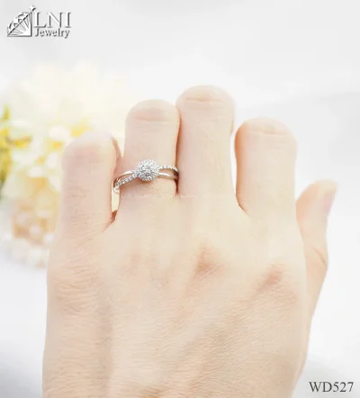 รูปมือ WD527 แหวนเพชรล้อม รูปมือ WD527 แหวนเพชรล้อม