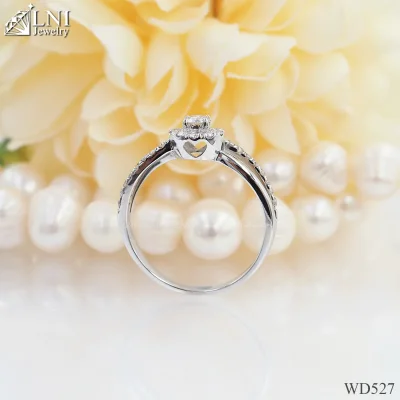 WD527 แหวนเพชรล้อม WD527 แหวนเพชรล้อม