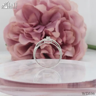 WD536 แหวนเพชรกระจุก WD536 แหวนเพชรกระจุก
