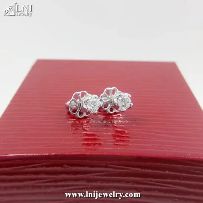 WD610 ต่างหูเพชรเม็ดเดียว WD610 ต่างหูเพชรเม็ดเดียว