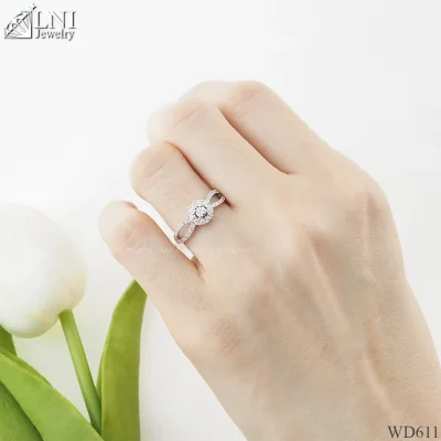 รูปมือ WD611 แหวนเพชรล้อม รูปมือ WD611 แหวนเพชรล้อม