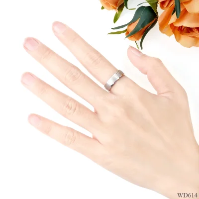 รูปมือ WD614 แหวนเกลี้ยง แรขนแมว รูปมือ WD614 แหวนเกลี้ยง แรขนแมว