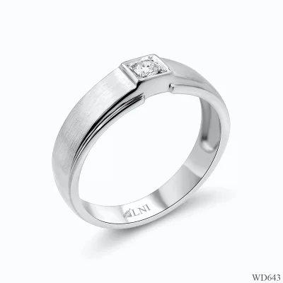 WD643 แหวนเพชรเม็ดเดียว แรขนแมว