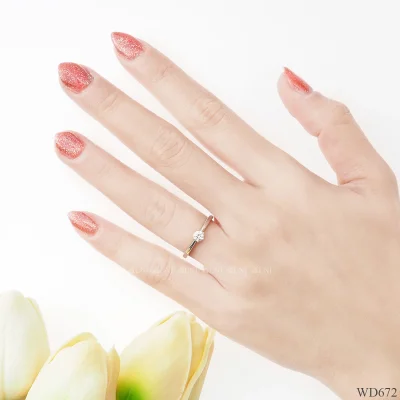 รูปมือ WD672 แหวนเพชรเม็ดเดียว รูปมือ WD672 แหวนเพชรเม็ดเดียว