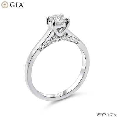 WD780 แหวนเพชร Oval GIA