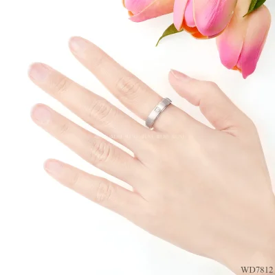รูปมือ WD7812 แหวนเพชรเม็ดเดียว แรขนแมว รูปมือ WD7812 แหวนเพชรเม็ดเดียว แรขนแมว