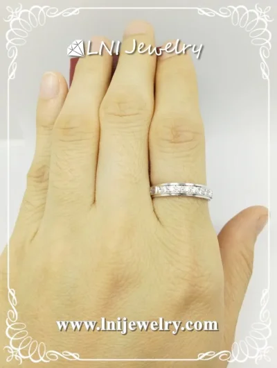 รูปมือ WD790 แหวนเพชรแถว รูปหัวใจ รูปมือ WD790 แหวนเพชรแถว รูปหัวใจ