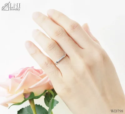 รูปมือ WD798 แหวนเพชรแถว รูปมือ WD798 แหวนเพชรแถว