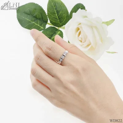 รูปมือ WD822 แหวนเพชร รูปมือ WD822 แหวนเพชร