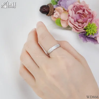รูปมือ WD866 แหวนเพชรเม็ดเดียว แรขนแมว รูปมือ WD866 แหวนเพชรเม็ดเดียว แรขนแมว