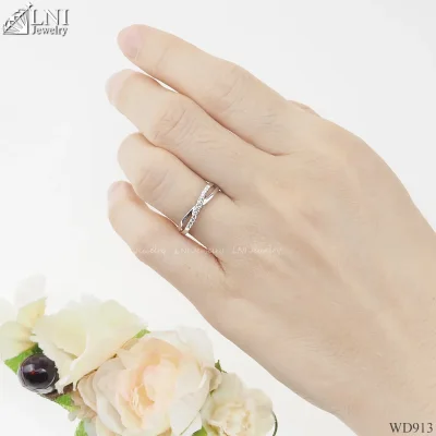 รูปมือ WD913 แหวนเพชรแถว รูปมือ WD913 แหวนเพชรแถว