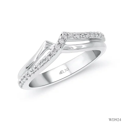 WD924 แหวนเพชรมงกุฏ