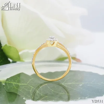 YD531 แหวนเพชรกระจุก YD531 แหวนเพชรกระจุก