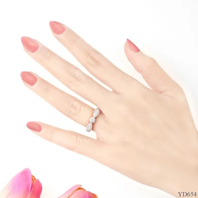 รูปมือ YD654 แหวนเพชรหัวใจ รูปมือ YD654 แหวนเพชรหัวใจ