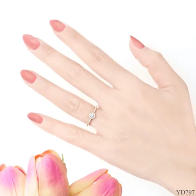 รูปมือ YD797 แหวนเพชรล้อม รูปมือ YD797 แหวนเพชรล้อม