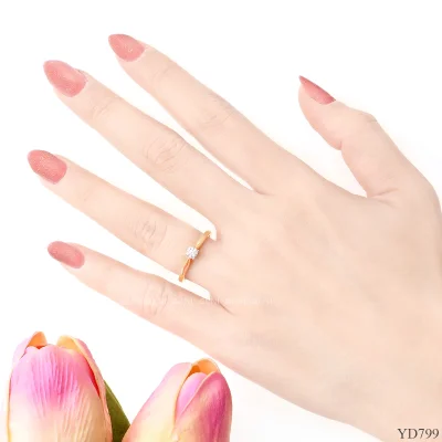รูปมือ YD799 แหวนเพชรเม็ดเดียว เตยหัวใจ รูปมือ YD799 แหวนเพชรเม็ดเดียว เตยหัวใจ