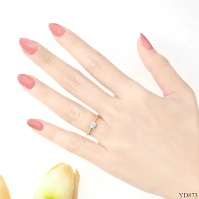 รูปมือ YD873 แหวนเพชรกระจุก รูปมือ YD873 แหวนเพชรกระจุก