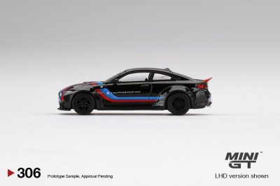 (Chase) LB★WORKS BMW M4 Black W/ M Stripe(copy)