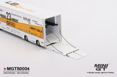 LB Racing Transporter Set