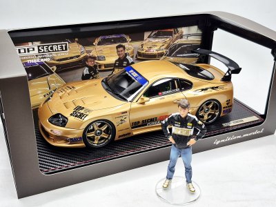 Toyota Supra GT300 (A80) Gold + Figure Mr. Nagata D