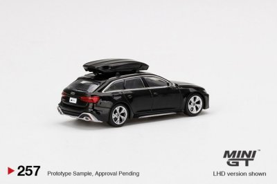 Audi RS 6 Avant Mythos Black Metallic w/ Roof Box