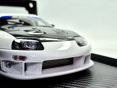 TOP SECRET GT300 Supra (A80) สีขาว | สเกล 1:18 (IG3744)