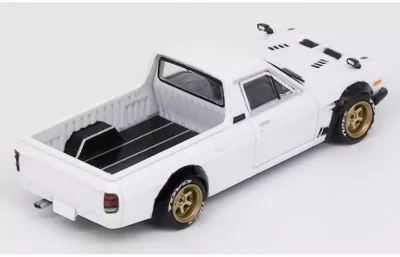 Nissan Sunny Track HAKOTORA (White)