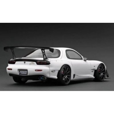 FEED RX-7 (FD3S) White with carbon bonnet