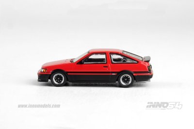 TOYOTA COROLLA AE86 LEVIN RED