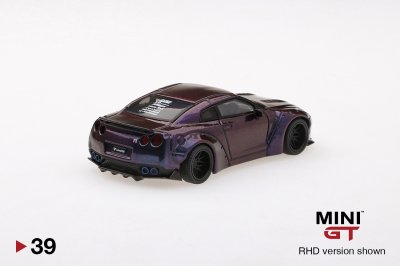 LB WORKS Nissan GT-R (R35) Magic Purple