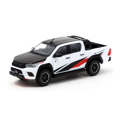 Toyota Hilux White/Black