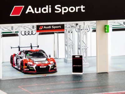 Pit Garage Diorama Audi Sports